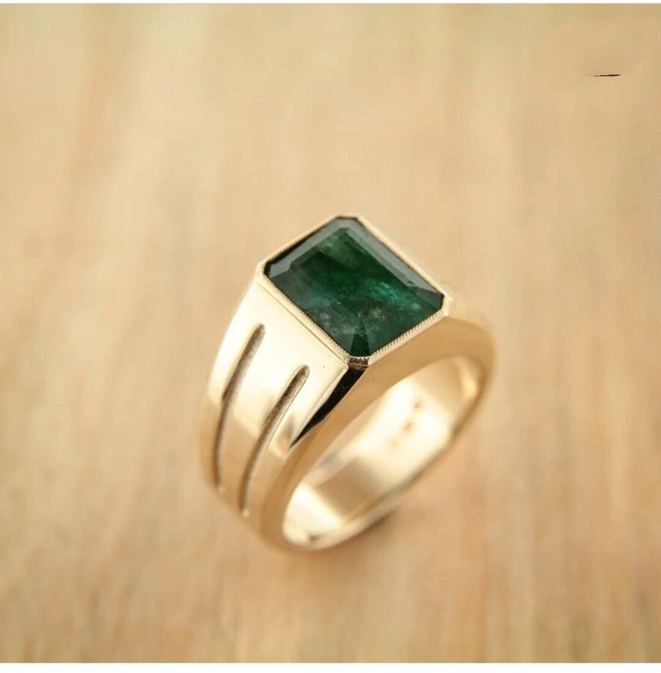Anillo de oro amarillo de 14k para hombre con esmeralda natural regalo especial de San Valentín. Foto 3 de 3