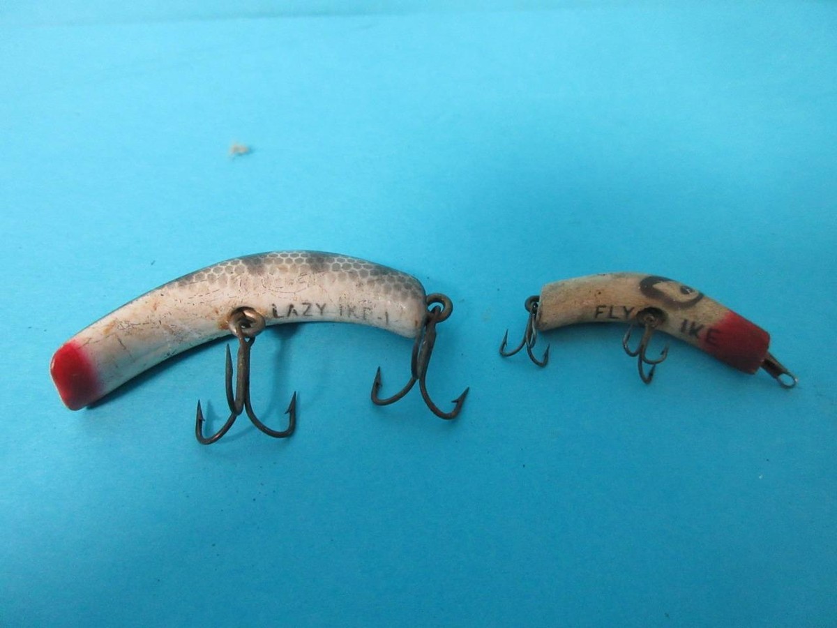 LOT OF 2 VINTAGE ANTIQUE LURES FLY IKE LAZY IKE RARE FISHING LURES