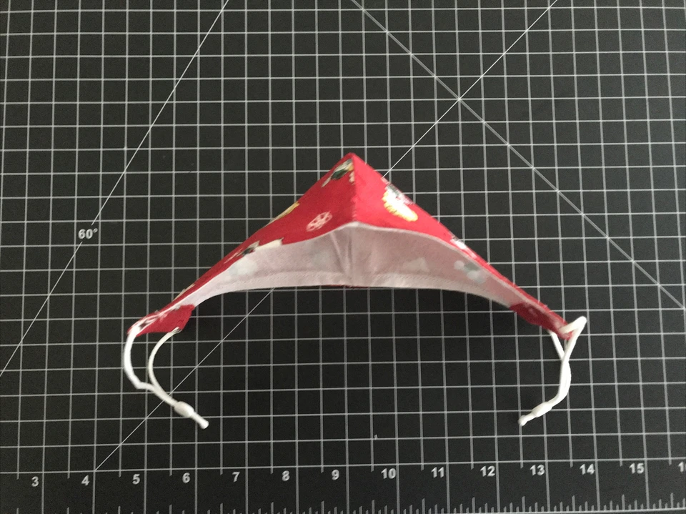 Máscara facial hecha a mano Peanuts Charlie Brown Snoopy forrada rara Foto 3 de 4