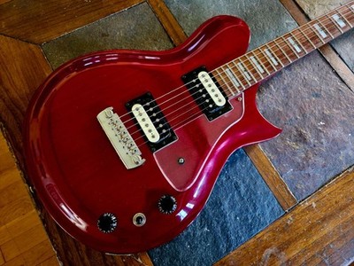 Cort CL100 single-cut HH w/bag - red