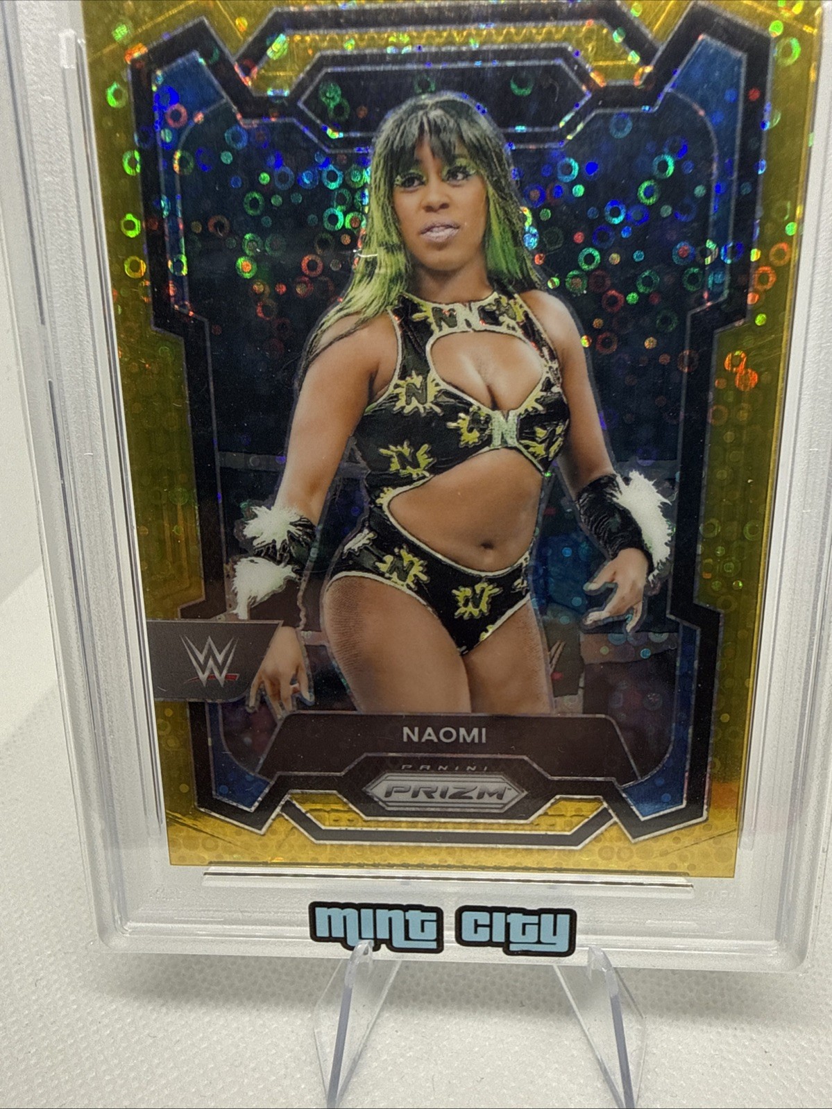2024 Panini Prizm WWE - Naomi #169 Gold under Card Prizm #10/10 PSA 10 view 6