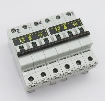 2x Sicherungsautomat AEG Elfa E83 Leitungsschutzschalter C10 10A 6kA 3-polig