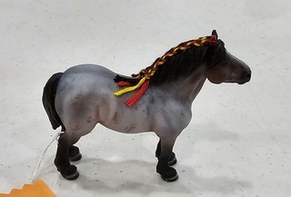 Custom / Cm Heavy Draft Resin by Linda Elkjer