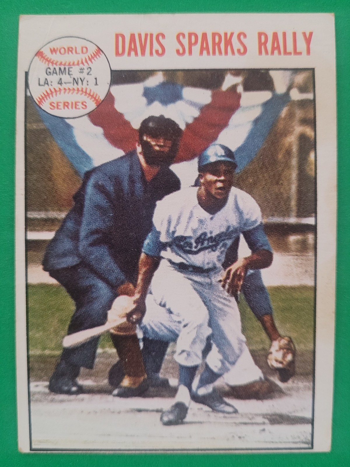 1964 Topps #137 World Series Game 2 LA Dodgers vs NY Yankees WILLIE DAVIS   EX