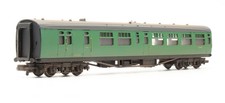 Bachmann 34-501A Pre-Owned BR Malachite Green 63' Bulleid Corridor / Open Brake