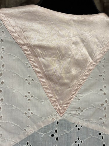 Vintage Early 1900s Edwardian White Cotton Eyelet And Silk Robe Dressing Gown XL - Picture 9 of 24