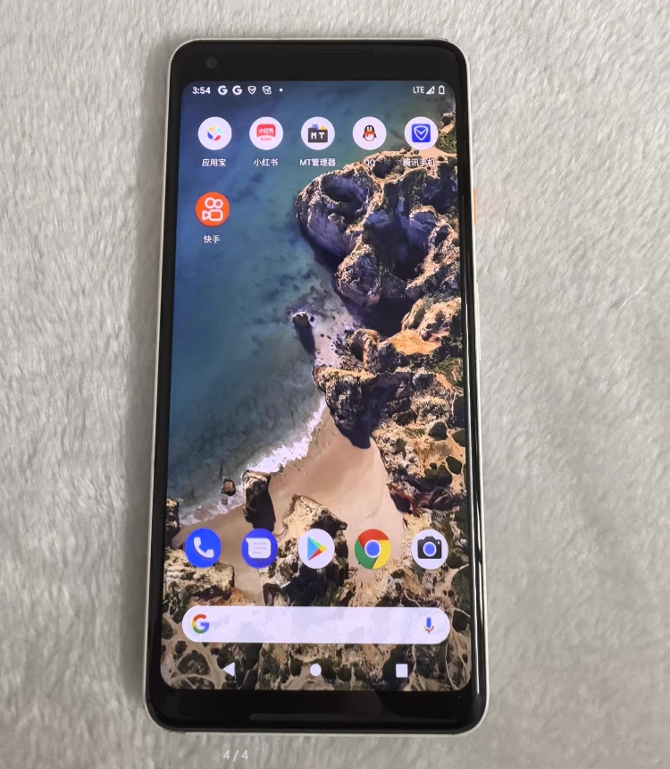 Google Pixel 2XL G011C Cellphone (64GB 128GB ) Unlocked SingleSIM Black/White - Image 3 of 4