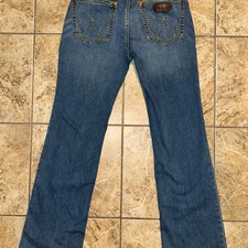 WOMEN'S WRANGLER RETRO  MAE MID RISE BOOTCUT JEAN SIZE 5