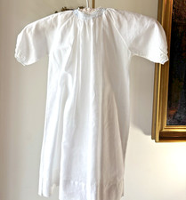 VTG WHITE BABY LONG GOWN, PALE BLUE SMOCKOING, RAGLAN SLEEVES, BACK BUTTONING