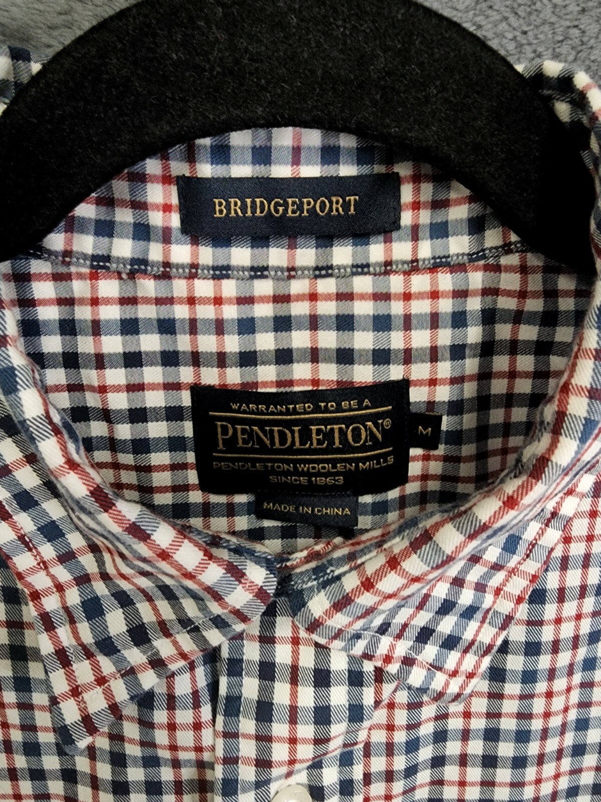 Pendleton Bridgeport Men's Medium Button Down Lon… - image 5