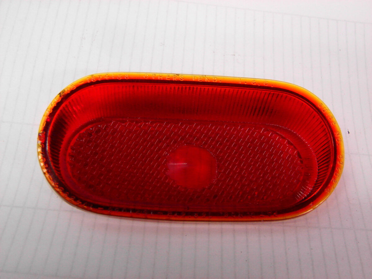 40 CHEVROLET PASSENGER CAR NOS GM GUIDE TAIL LIGHT LENS