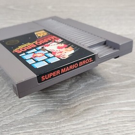 Super Mario Bros. (Nintendo NES) 5 Screw Game Cartridge w/ Dust Cover