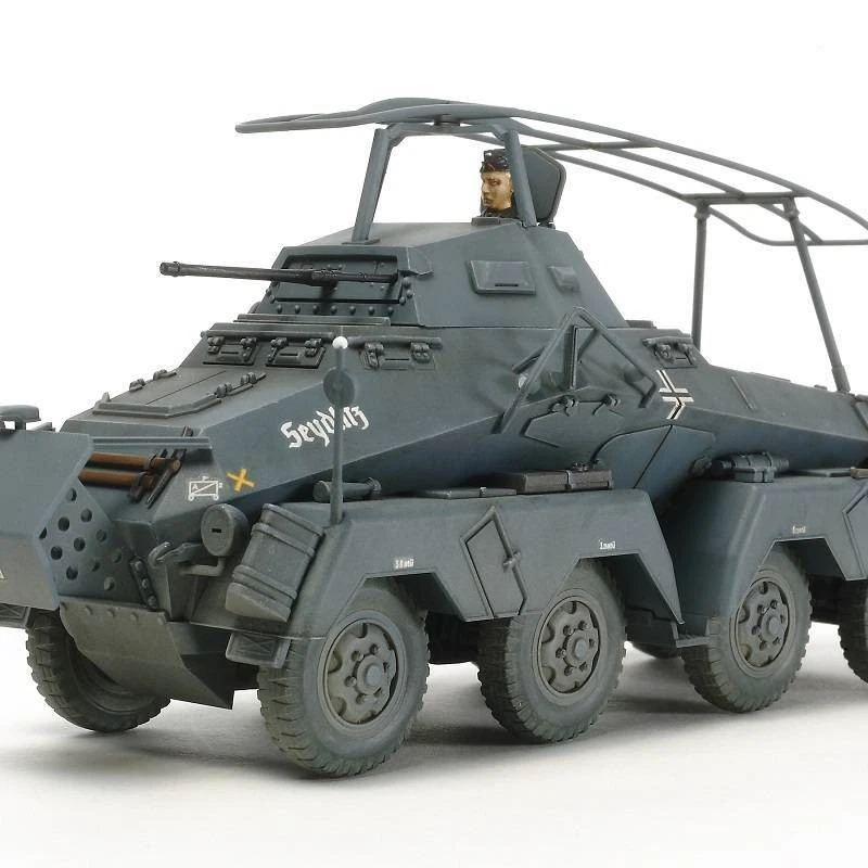 Tamiya 32574 SD.KFZ.232 1/48: Veicolo Corazzato 8X8 Emblematico, Antenna Quadro - Immagine 2 di 4