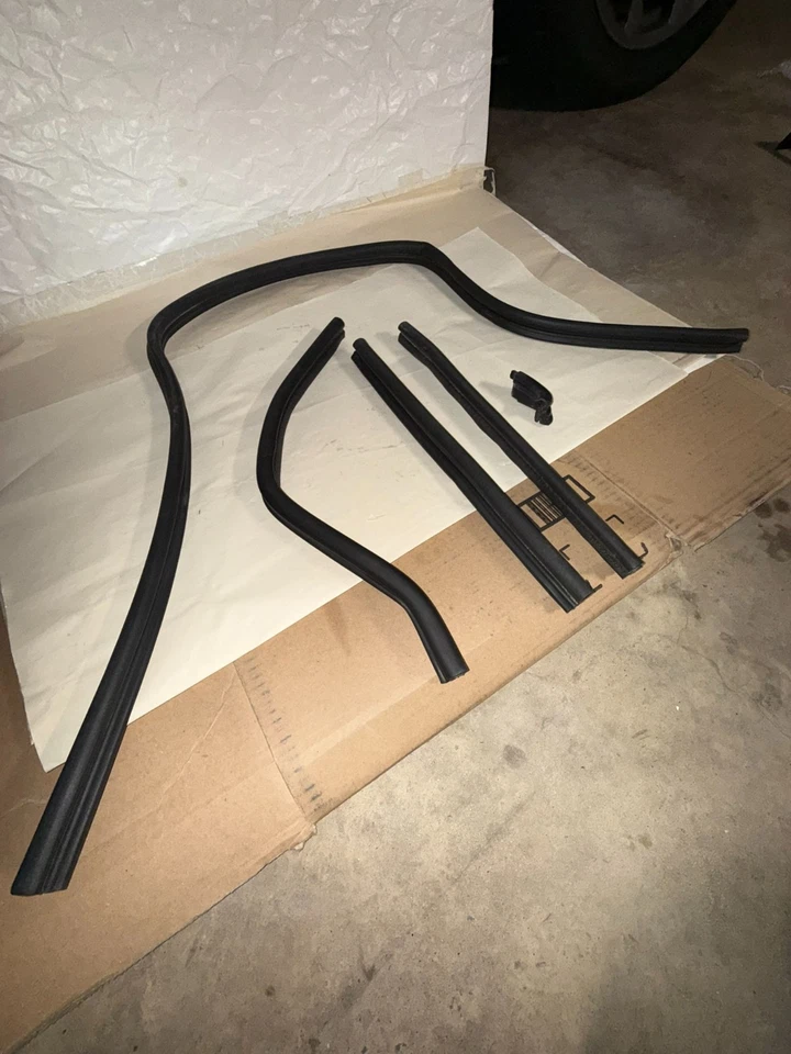 *BMW Z3 Coupe Roadster M Coupe M Roadster Vedações de gaxetas de compartimento de motor 1996-2002 NLA - Imagem 3 de 4