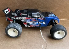 Vintage Team Associated RC10 GT2 Nitro