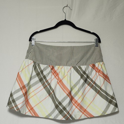 Nike Golf Women's Plaid Skort Size 8 Medium Dri-Fit with Built-In Shorts - Picture 2 of 4