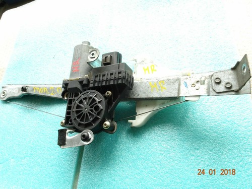 Ford Mondeo III 2.0 16V TDDI Fensterhebermotor hinten rechts 0130821772 motor