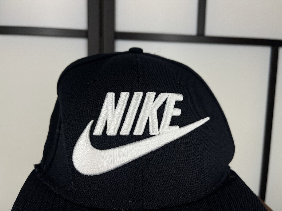 Nike True Hat Cap Snap Back Adult One Size Black Wool Cotton Poly