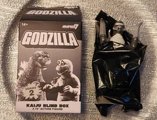 Super7 Gigan Silver Screen TOHO  Reaction 2/12 Action Figure