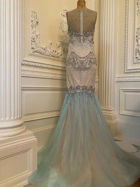GORGEOUS SIZE 2 PROM/ FORMAL GOWN DRESS