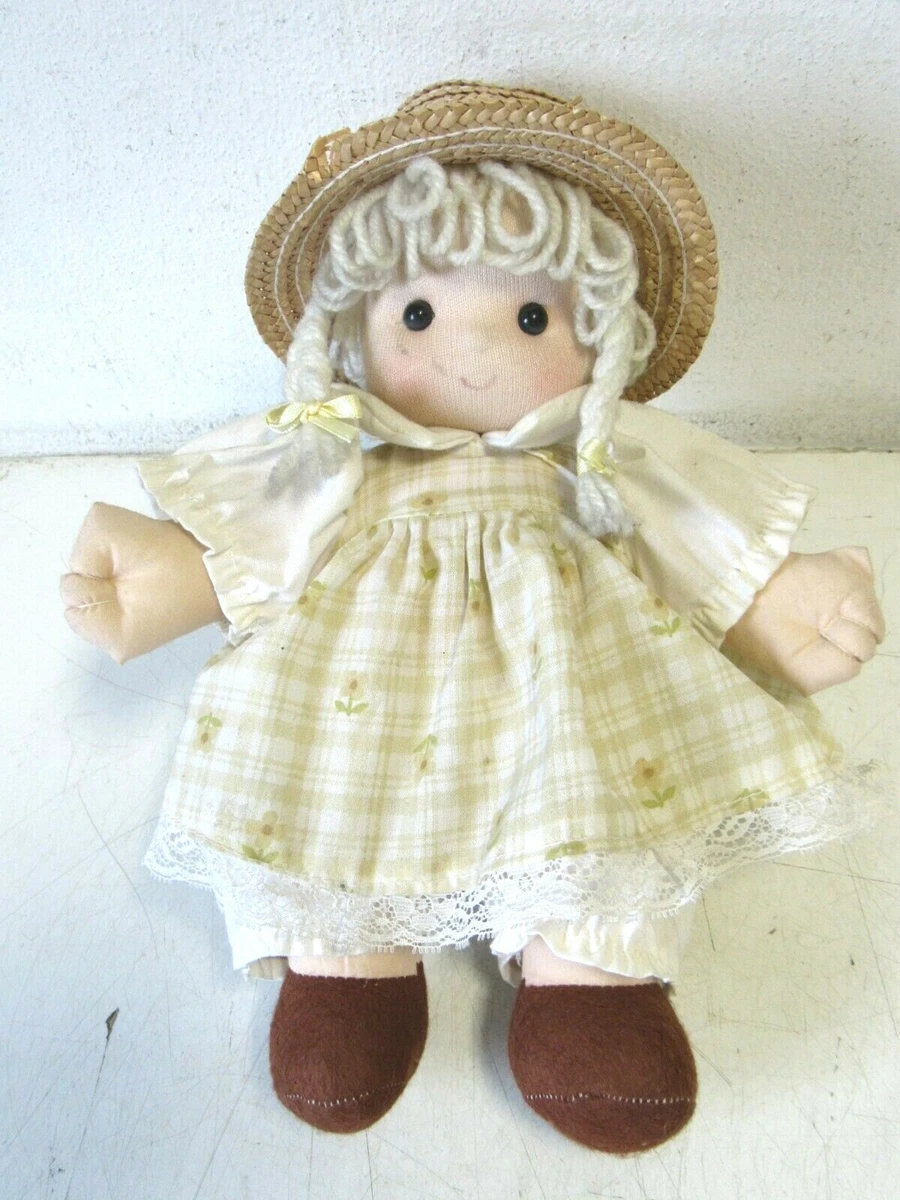 VINTAGE COLLECTIBLE DALBER PIECE DOLL