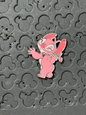 Disney - Canary. Adults' CSC x Disney Mickey Mouse Ibex™ Waterproof Shell
