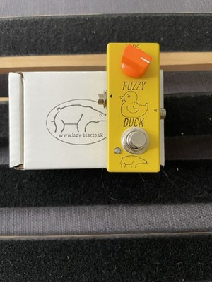 Lazy Bear Fuzzy Duck Mini Fuzz Pedal Neuwertig mit Box