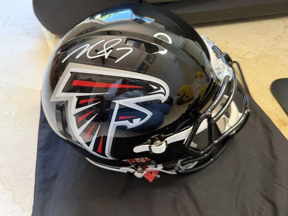 Michael Vick Signed Atlanta Falcons Helmet F/S Authentic Beckett COA - Image 2 of 4