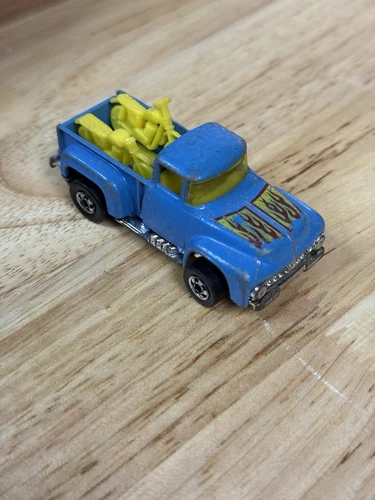 Hot Wheels Vintage 1973 Hi-Tail Hauler '56 Ford Pick Up Truck Blue with Bikes