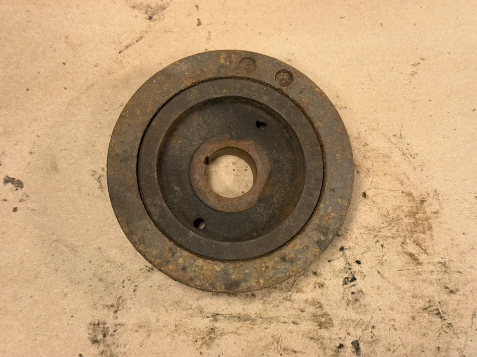 Original MG MGB Crankshaft Pulley Damper - Image 3 of 4