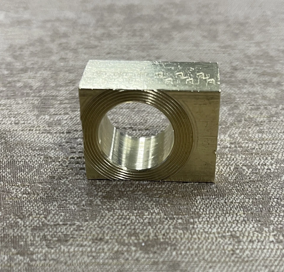 Nuevo de Lote Antiguo Chevrolet Corvette 1955-57 Pass Car Cilindro Maestro Conector de Tubo Foto 2 de 4