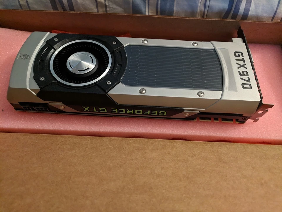 NVIDIA GTX970 *Founder's Edition* GeForce Graphics Card 4GB - Image 2 of 4