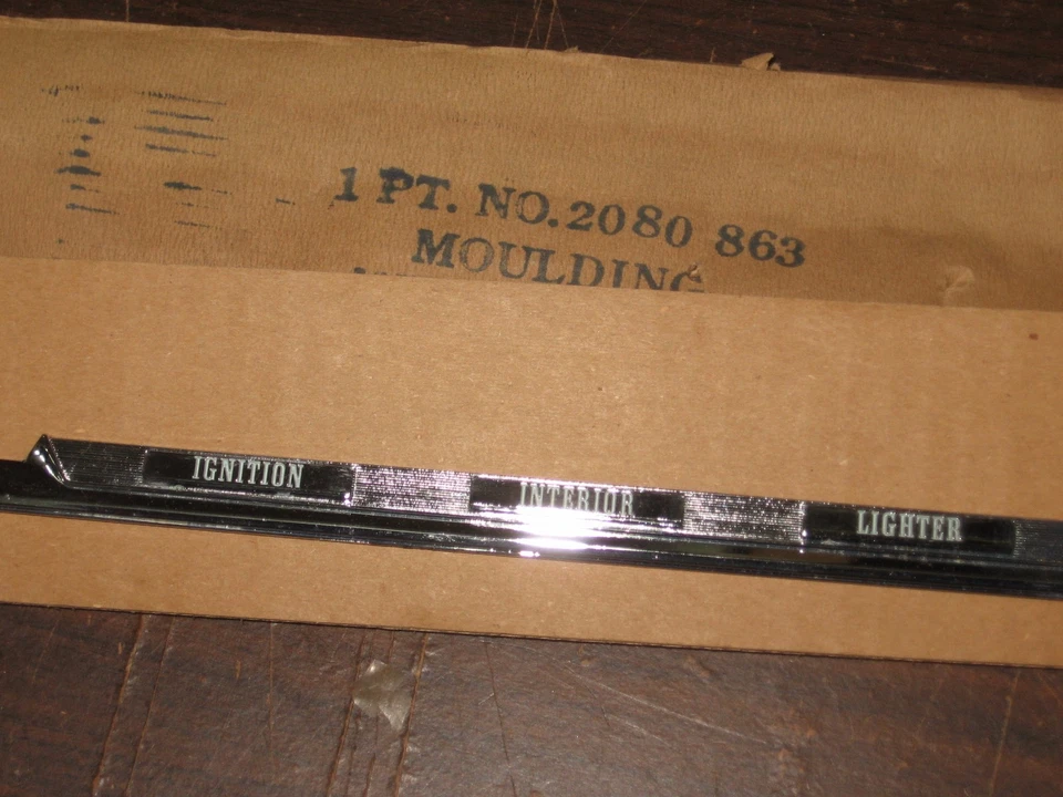 NOS Mopar 1960-61 道奇 Dart Phoenix Pioneer Seneca 仪表盘成型 — 第 4/4 张图片