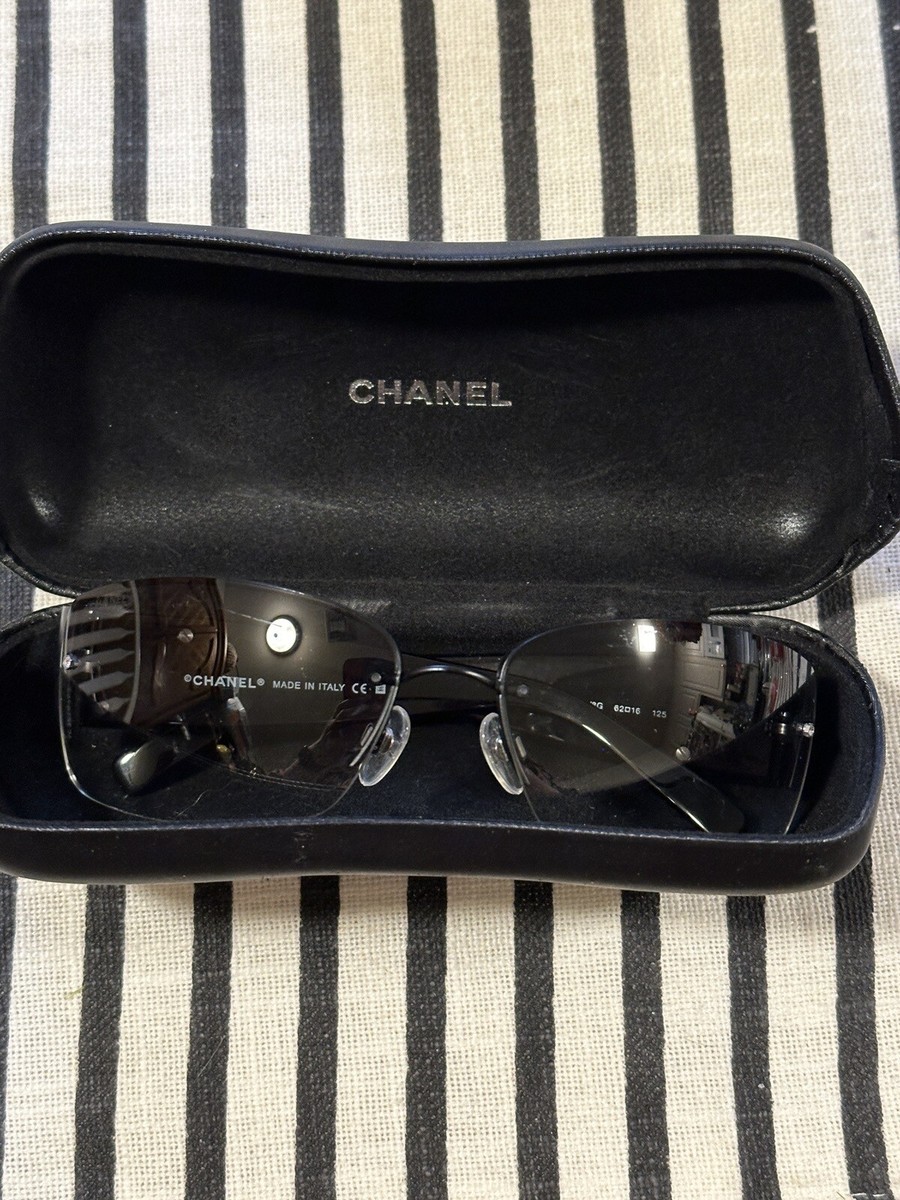 CHANEL Two-toned sunglasses in GREAT CONDITION. ORIGINAL Hard box included. CHANEL | Accessories | Chanel Twotoned Sunglasses In Great  main image 4