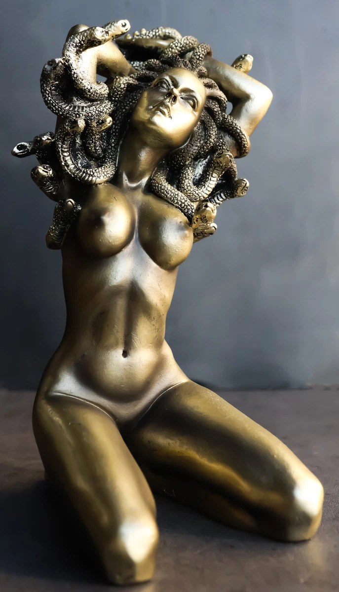 Medusa nudes