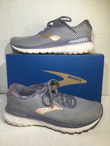 brooks womens 10 wide