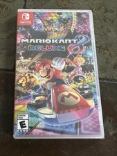 Mario Kart 8 -- Deluxe Edition (Nintendo Switch, 2017) [Physical