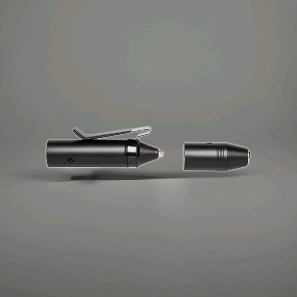 Stagg SUM20 USB Dynamic Cardiod Microphone with Desktop Stand, Holder, and Cable - Image 4 of 4