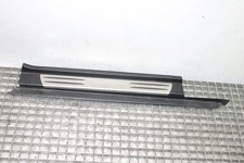 MERCEDES-BENZ SLK R171 Schwellerzierleiste vorne rechts 1716800235 15009577