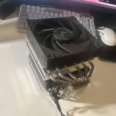 Deepcool AK620 Dual Tower CPU Air Cooler 120mm Black 4-Pin 68.99 CFM