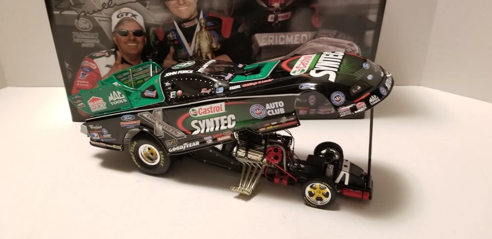 John Force 2007 Mustang  Castrol / Eric Medlen Tribute 1/24 By Motorsports Auth - Image 4 of 4
