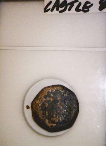 1600 's PIRATE Era Spanish Colonial Treasure LION & CASTLE Coin n Hard Holder NR - Picture 4 of 4