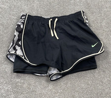 Nike Dri-Fit Youth Glow In The Dark Athletic Shorts Size M Black Gray DA1007-010