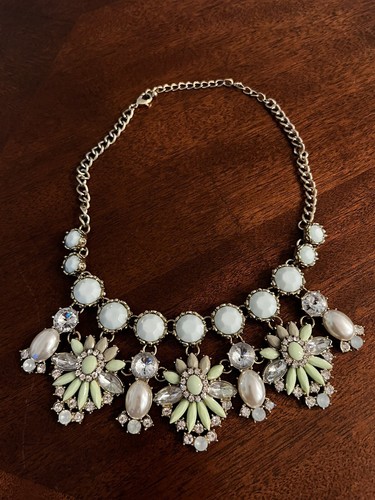 Mint Colored Stoned Costume Jewelry Necklace