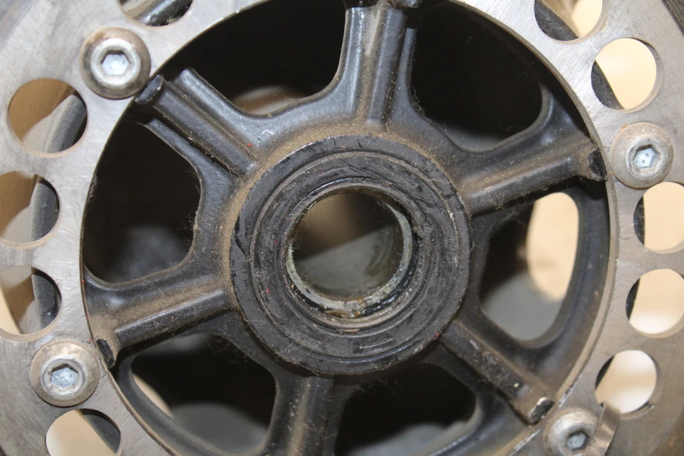 91-93 YAMAHA FZR1000 REAR WHEEL BACK RIM BB28 - Image 4 of 4