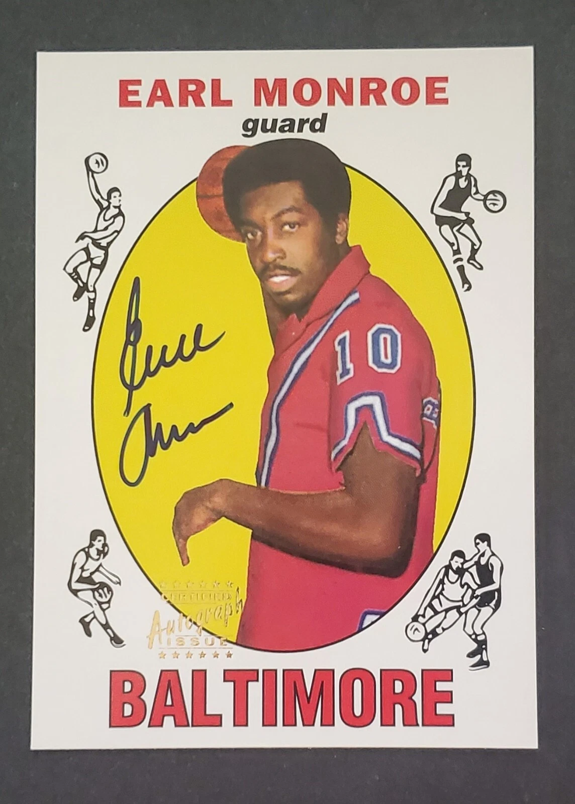 Beautiful 1996-97 Topps Stars Earl Monroe Reprint Autographs - New York Knicks !