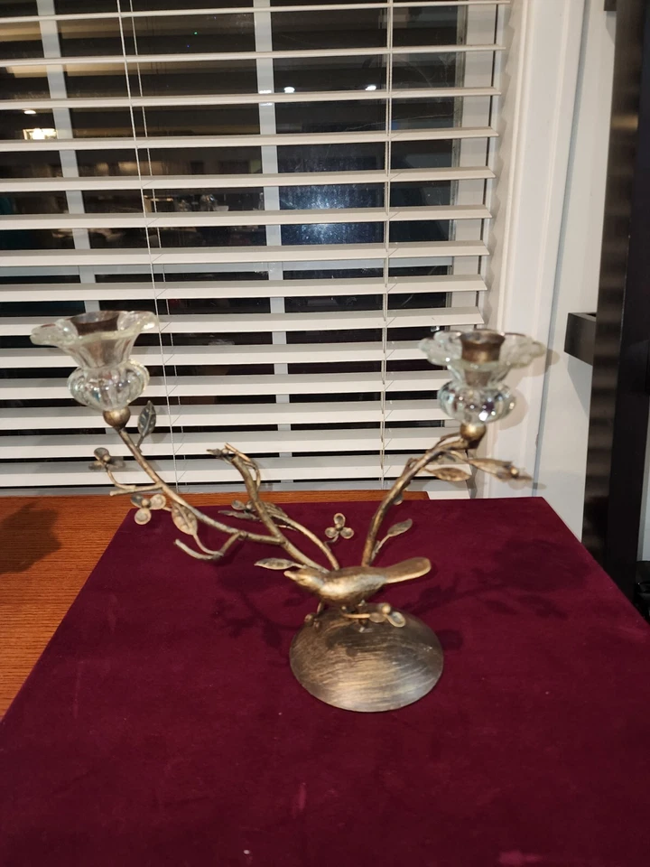 Candelabro de Metal: Diseño de Pájaro y Flor: Mercado Francés Bronce Aspecto 12"L x 10"H Foto 4 de 4