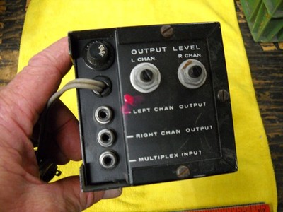 HEATHKIT AC-11 Channel Seperator UNTESTED Light comes on when