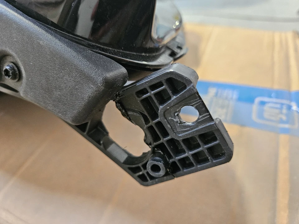 Faro izquierdo izquierdo GMC Acadia 2024 2025 OEM 1873. Parece nuevo Foto 2 de 4