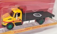 Greenlight 1/64 International Durastar Flatbed Truck Shell Chase Model